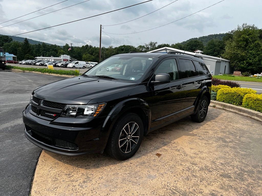 Used 2018 Dodge Journey SE SUV