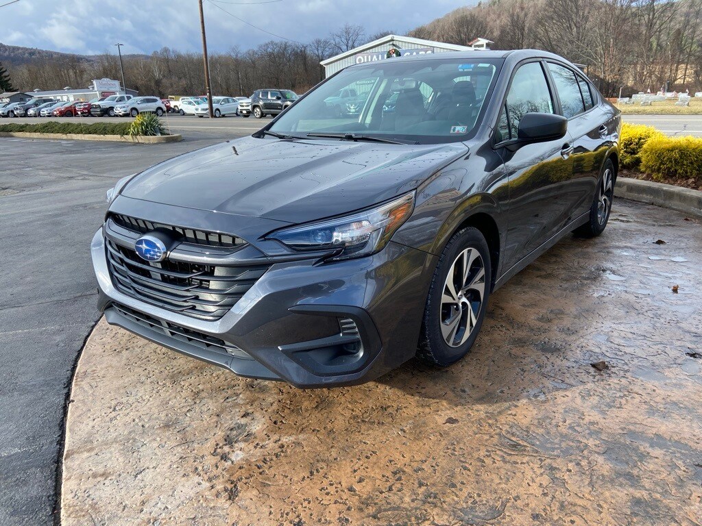 2025 Subaru Legacy Base photo 2