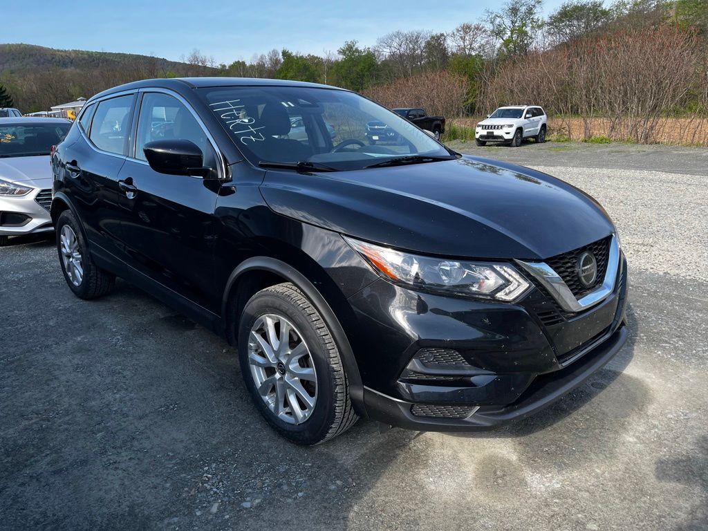 2020 Nissan Rogue Sport S FWD's photo