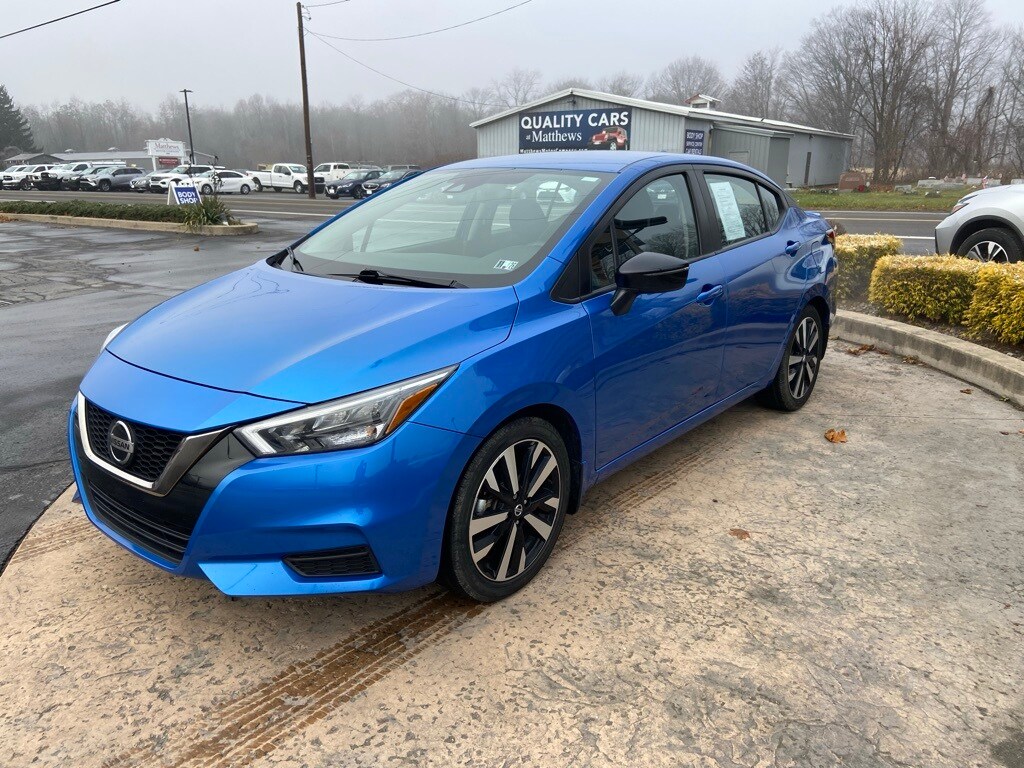 2022 Nissan Versa 1.6 SR photo 3