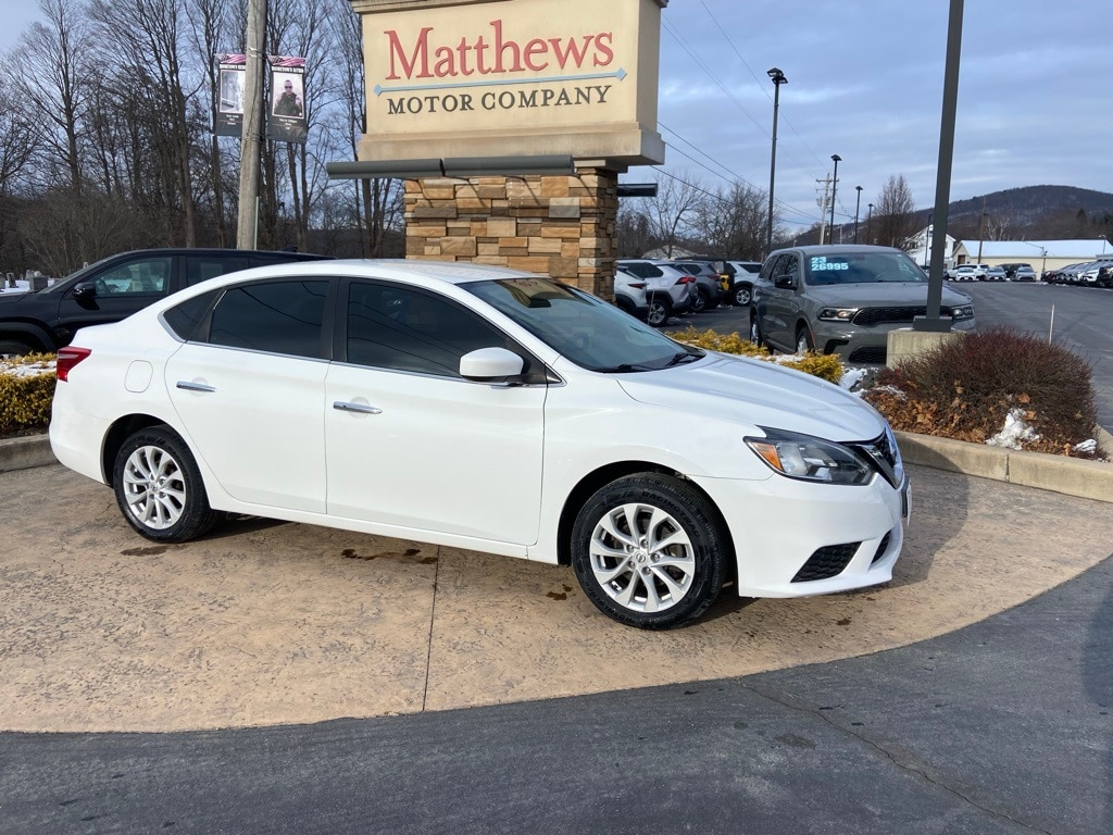 2019 Nissan Sentra SV's photo