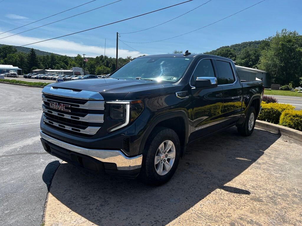 Used 2022 GMC Sierra 1500 SLE Truck Crew Cab