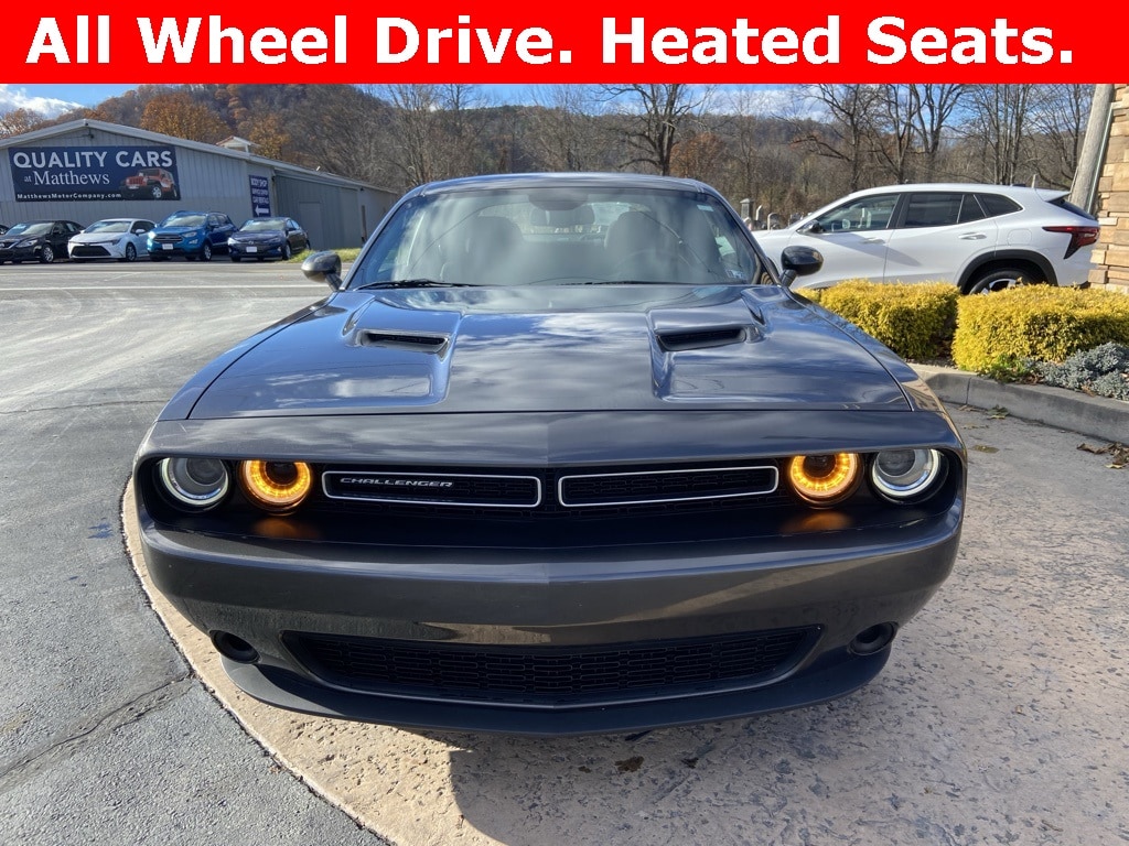 2023 Dodge Challenger SXT's photo