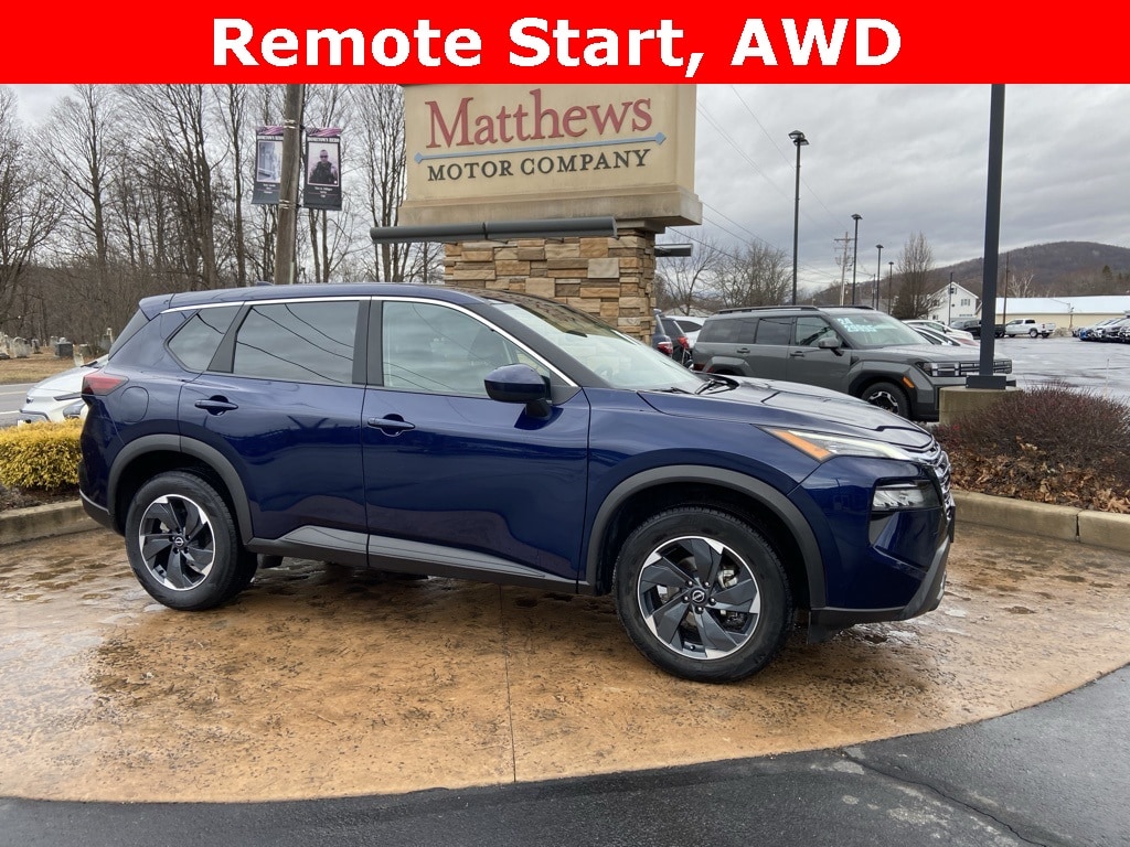 2025 Nissan Rogue SV's photo