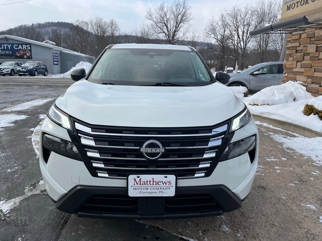 Used 2024 Nissan Rogue S SUV