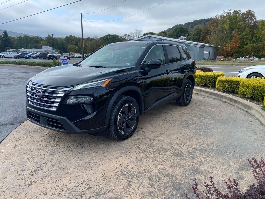 2024 Nissan Rogue SV photo 2