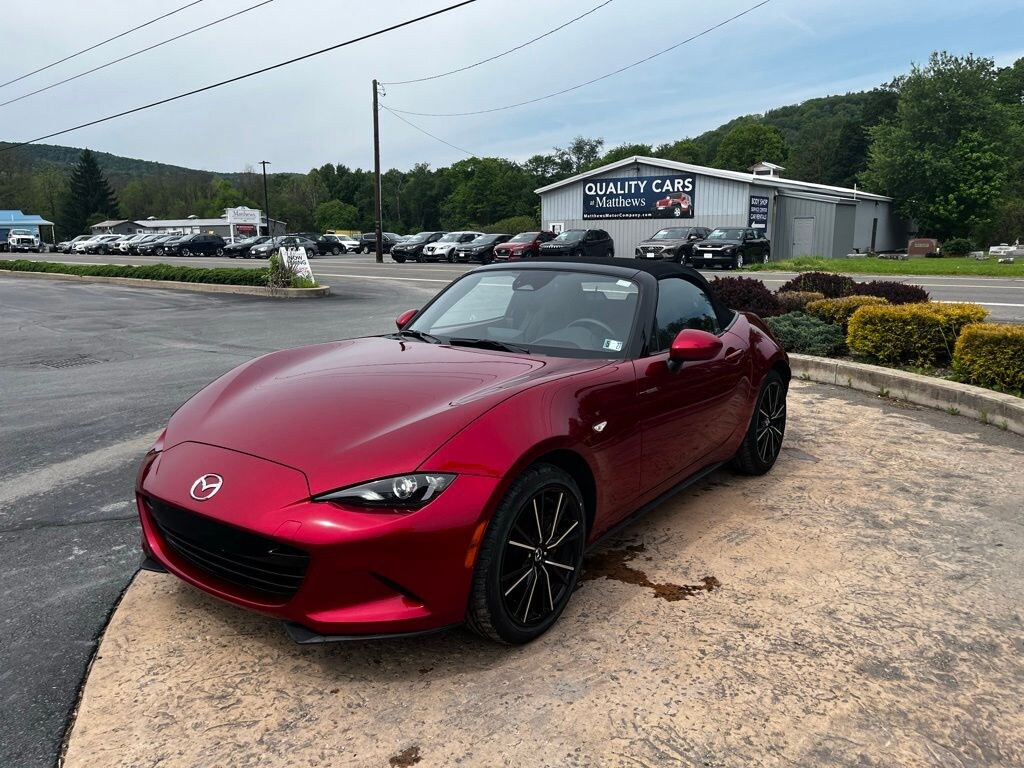 Used 2025 Mazda MX-5 Miata Grand Touring Convertible