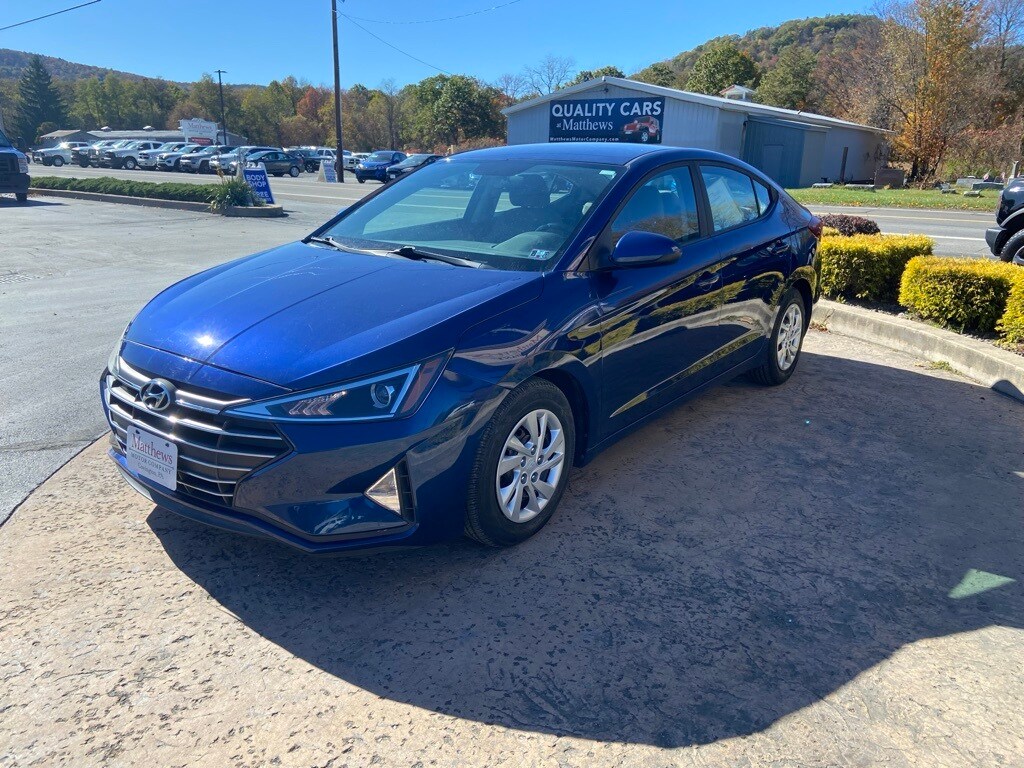 2019 Hyundai Elantra SE photo 2