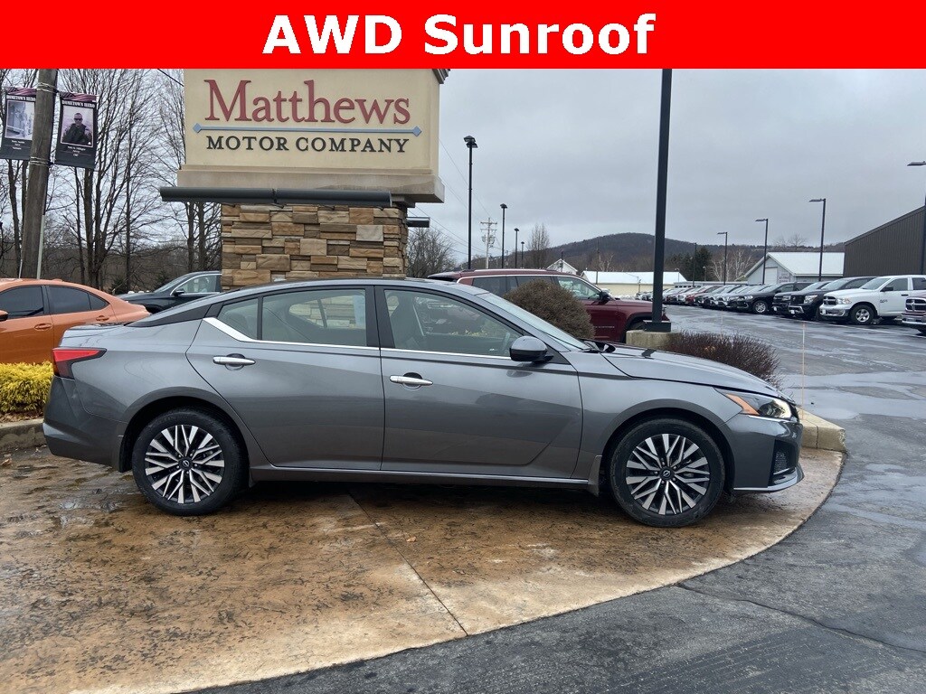 2024 Nissan Altima 2.5 SV photo 3