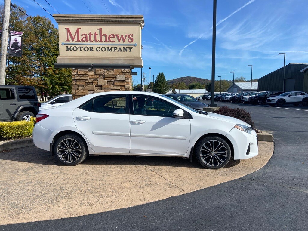 2016 Toyota Corolla Plus photo 4