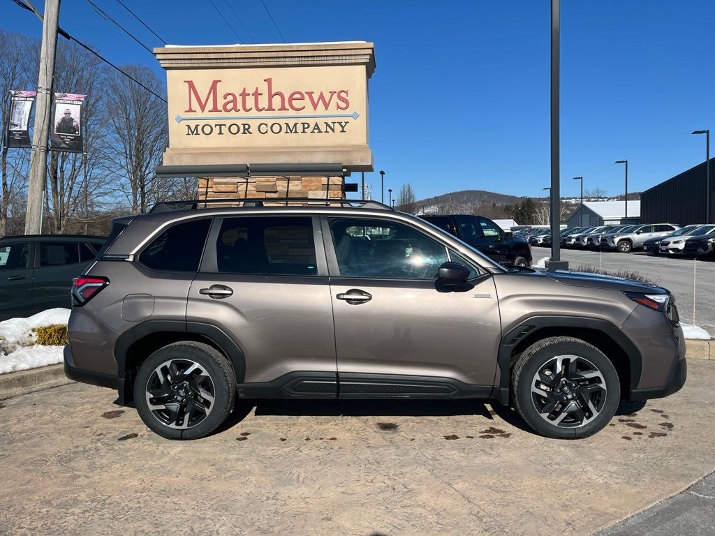 Used 2025 Subaru Forester Premium SUV