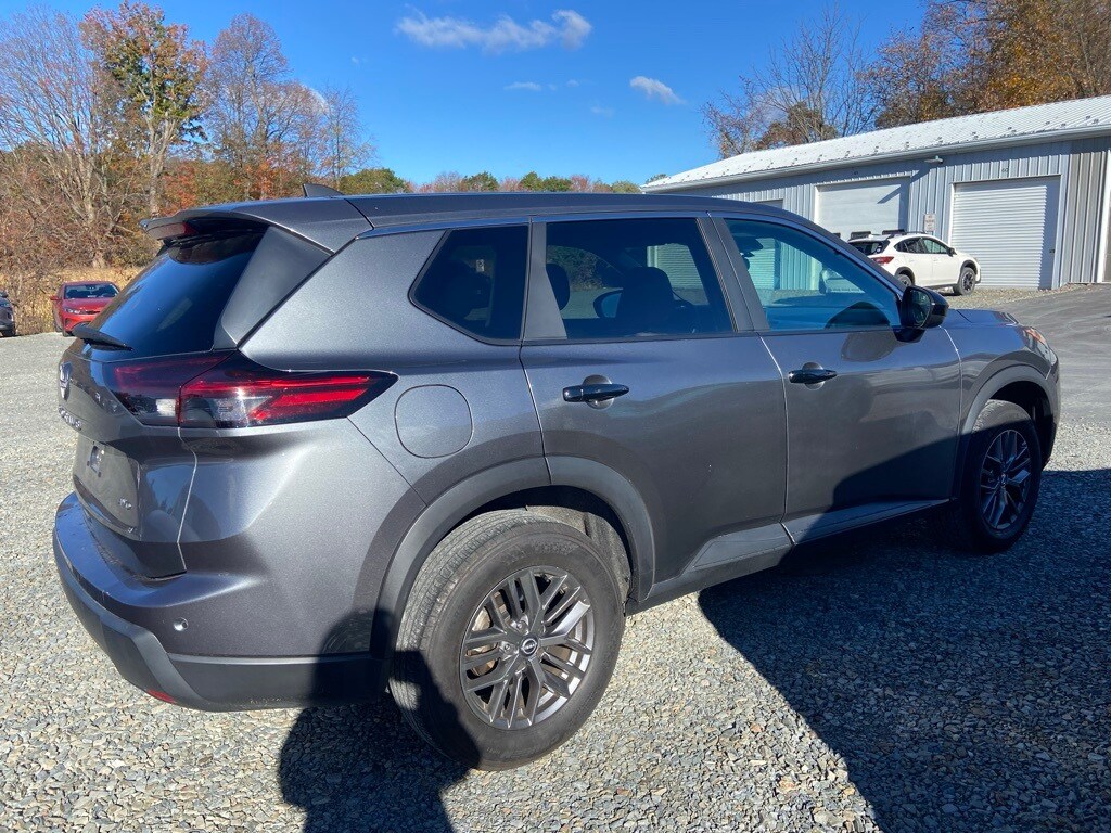 Used 2024 Nissan Rogue S SUV