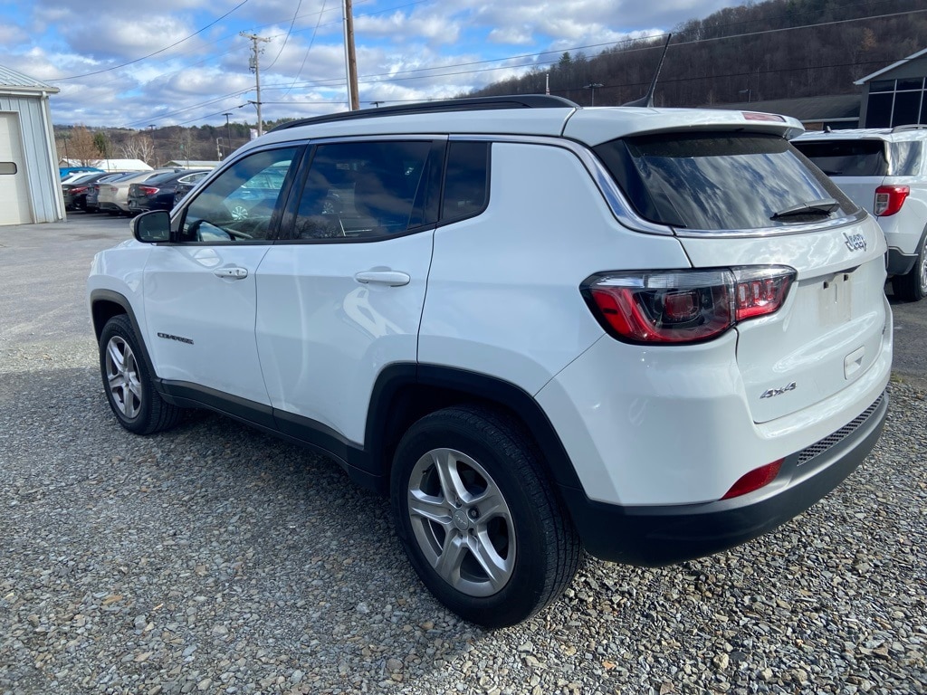 Used 2023 Jeep Compass Latitude SUV