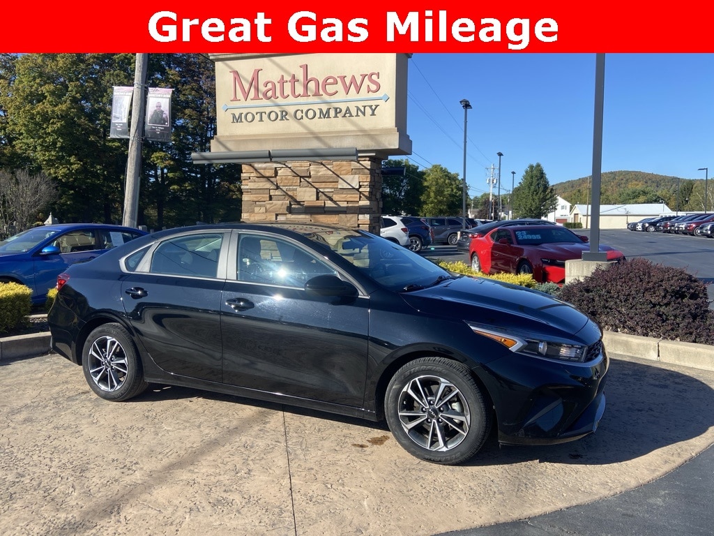 Used 2024 Kia Forte LXS Sedan