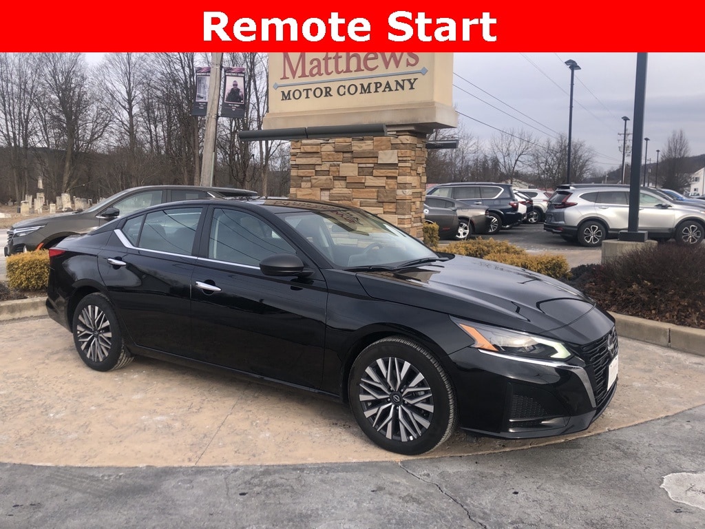 Used 2025 Nissan Altima 2.5 SV Sedan