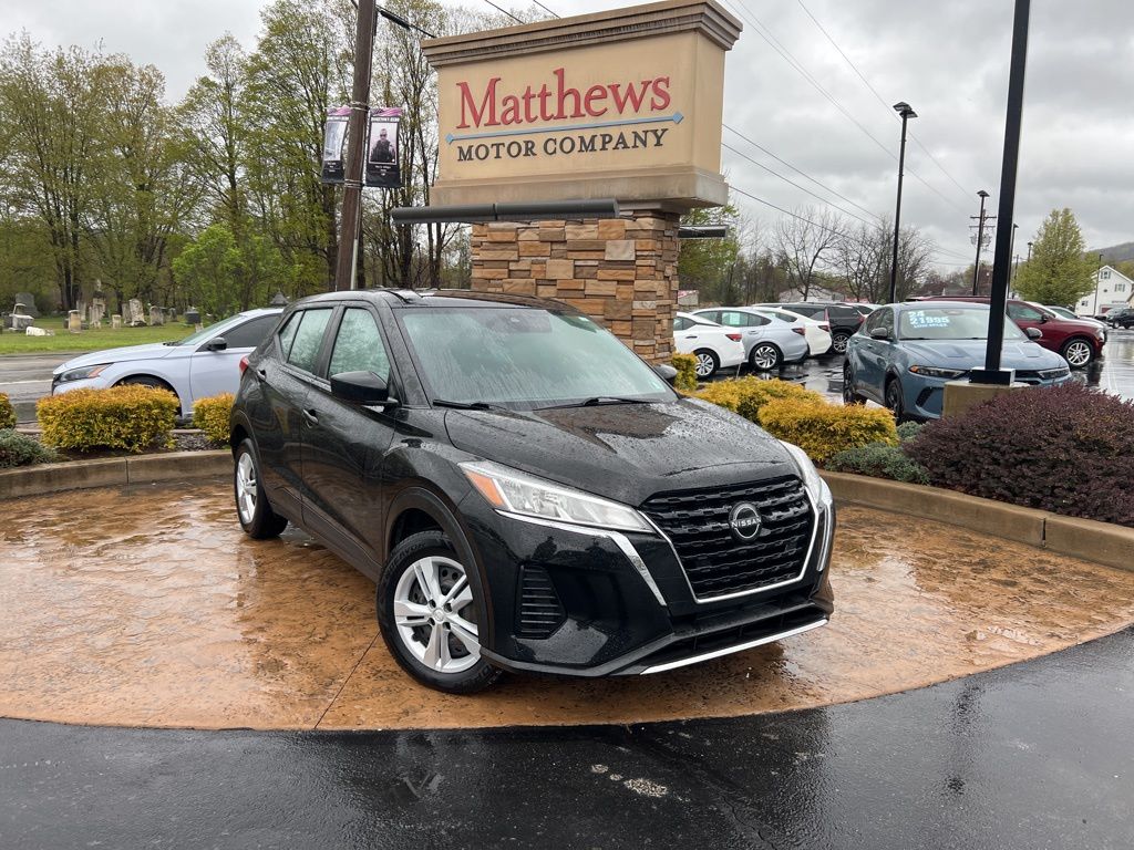 2022 Nissan Kicks S