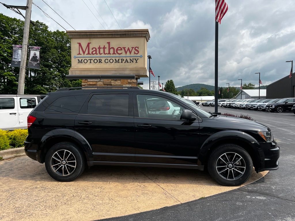 Used 2018 Dodge Journey SE SUV