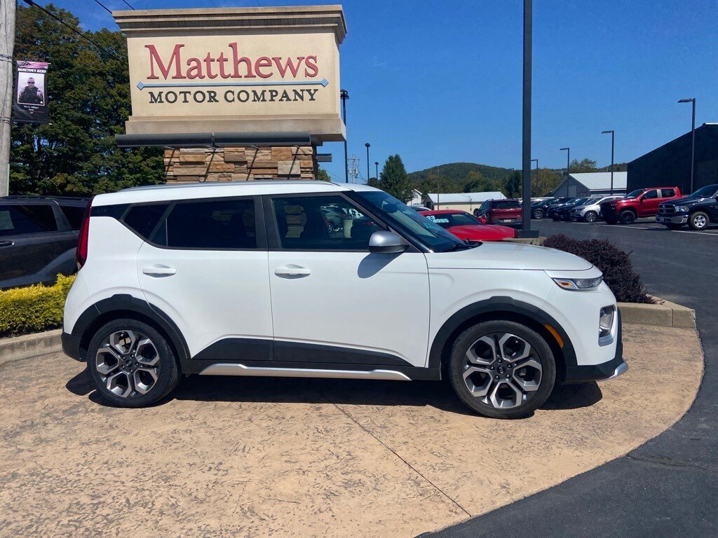 2020 Kia Soul LX S X-Line photo 2