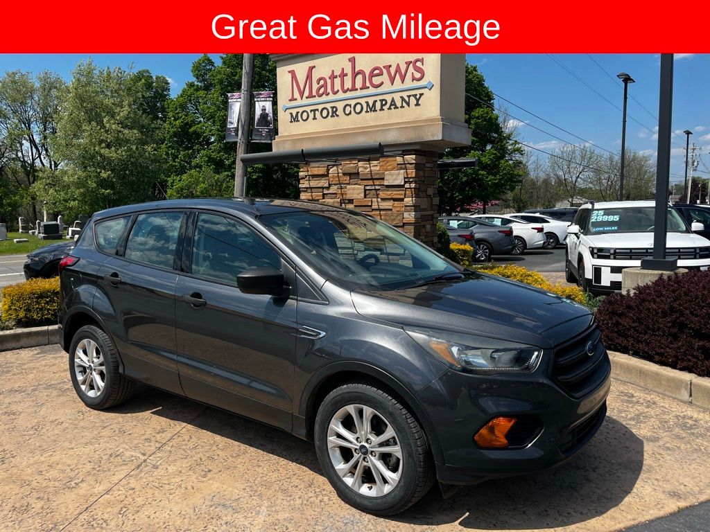 2019 Ford Escape S's photo
