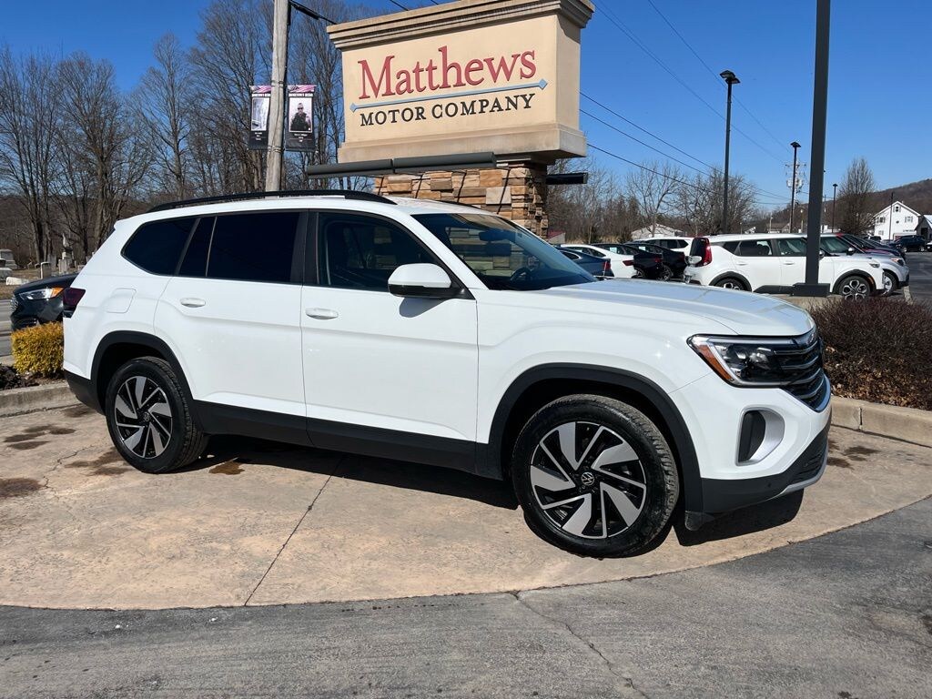 Used 2024 Volkswagen Atlas 2.0T SE w/Technology SUV