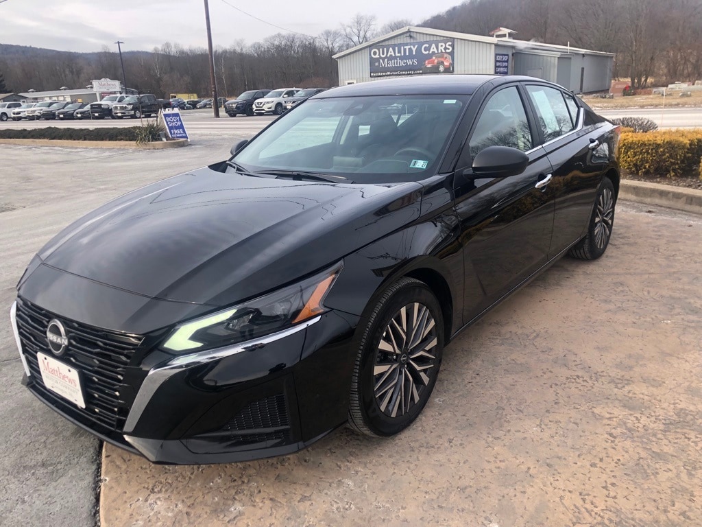 Used 2025 Nissan Altima 2.5 SV Sedan