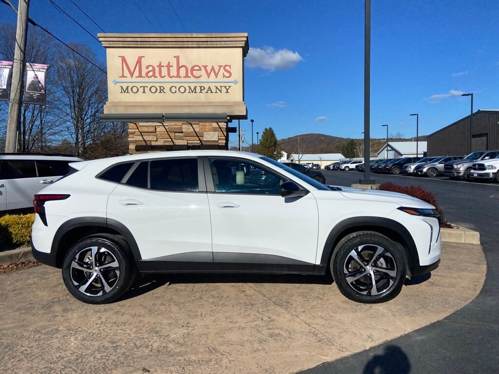 2024 Chevrolet Trax photo 4