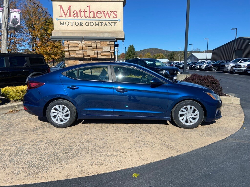 2019 Hyundai Elantra SE photo 3
