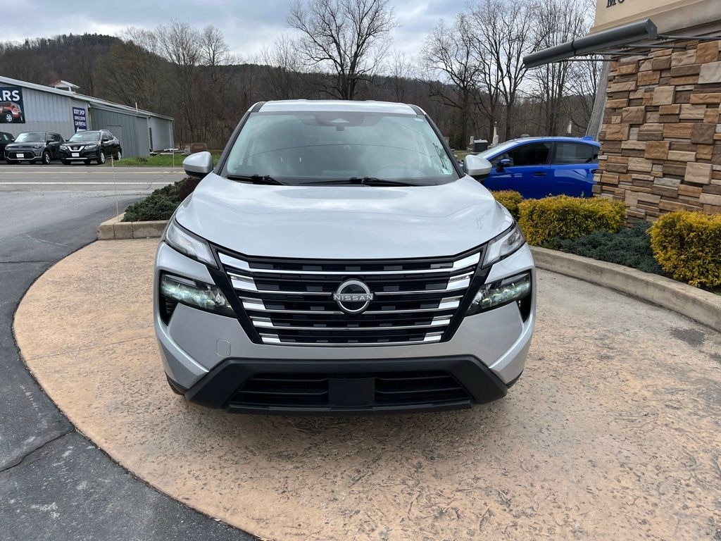 Used 2025 Nissan Rogue SV SUV