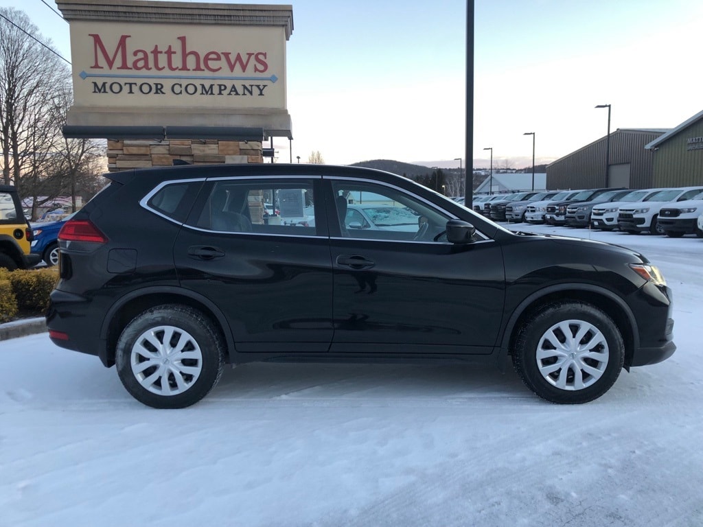 Used 2017 Nissan Rogue S SUV