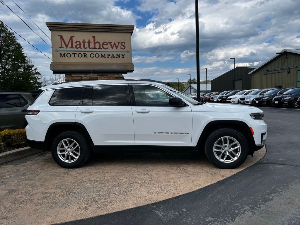 Used 2022 Jeep New Grand Cherokee Laredo SUV