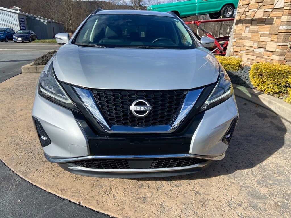 2023 Nissan Murano SV photo 2