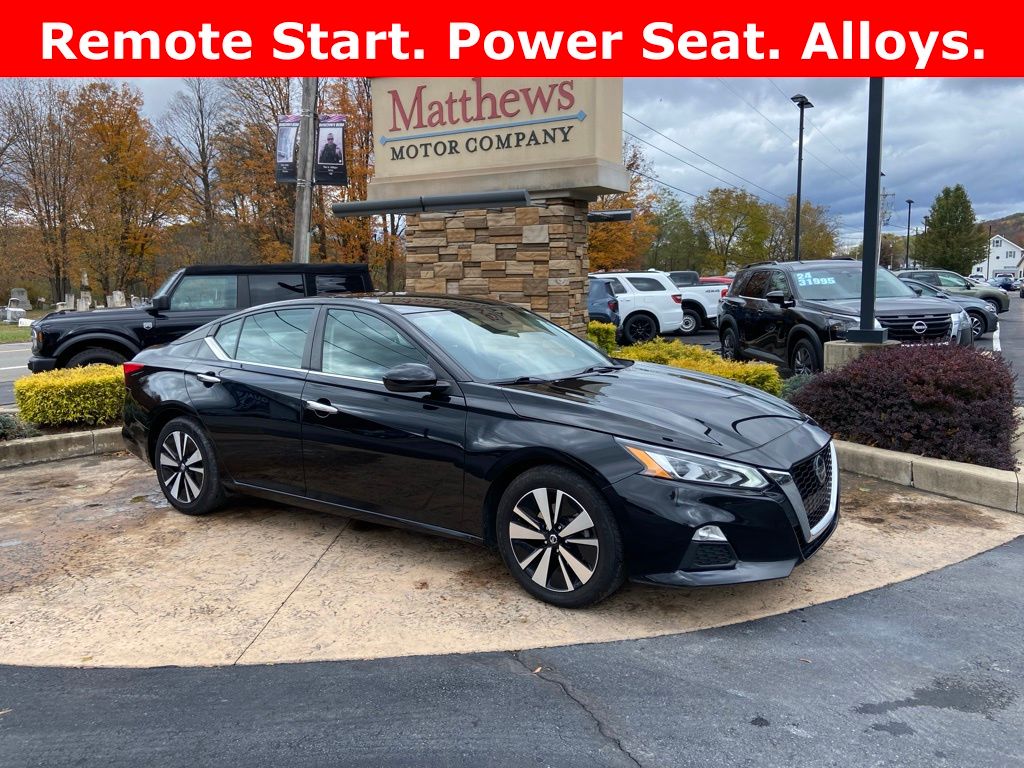 2022 Nissan Altima SV