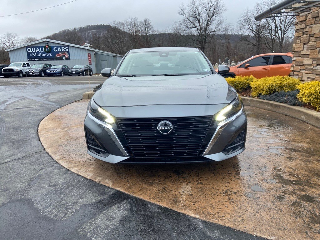 2024 Nissan Altima 2.5 SV photo 4