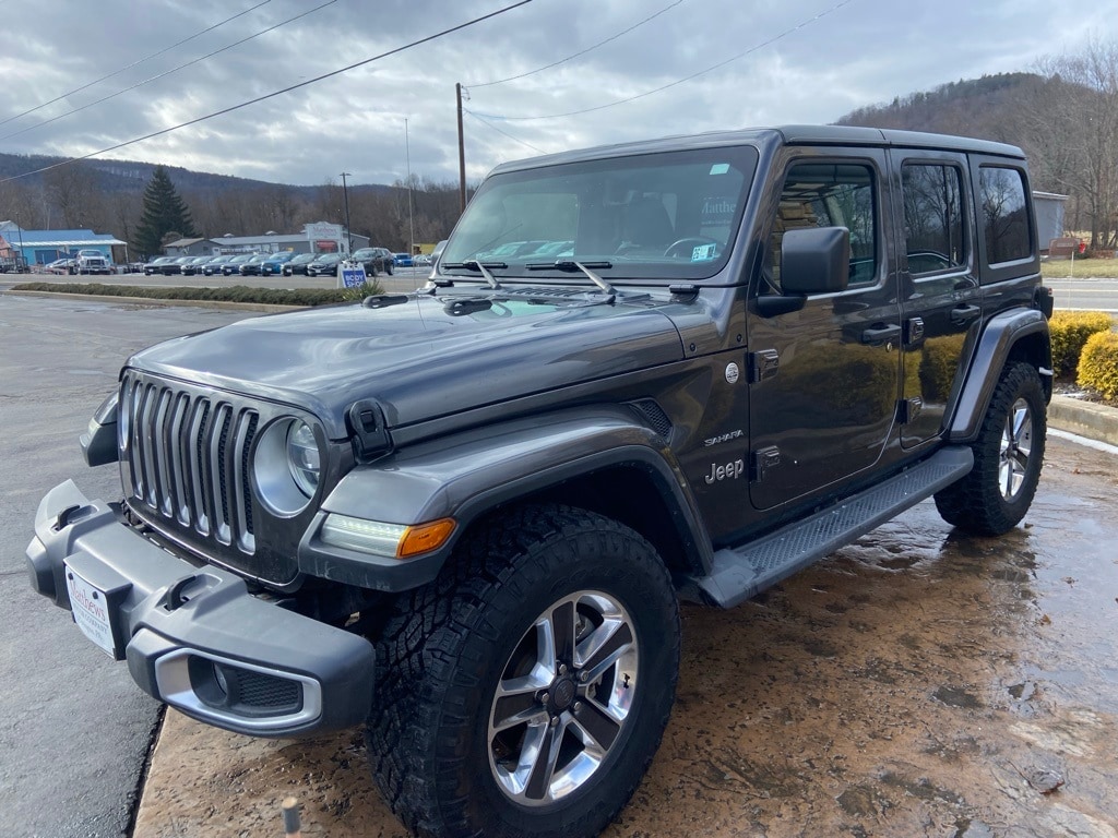 Used 2018 Jeep Wrangler Unlimited Sahara SUV