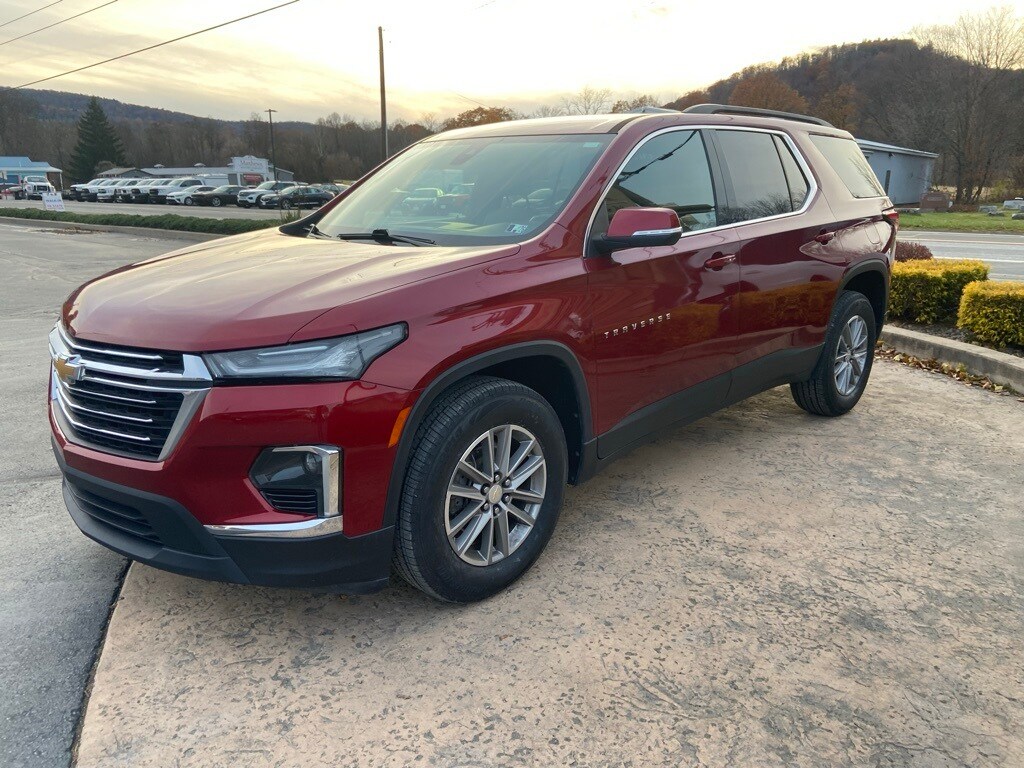 2022 Chevrolet Traverse photo 3