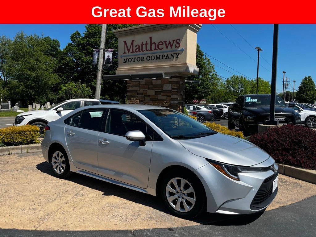 2024 Toyota Corolla LE CVT's photo