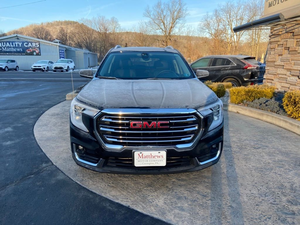 Used 2024 GMC Terrain SLT SUV