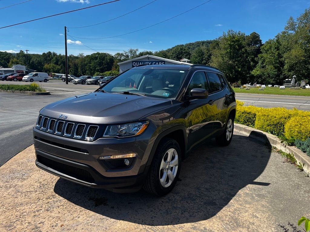 Used 2018 Jeep Compass Latitude SUV