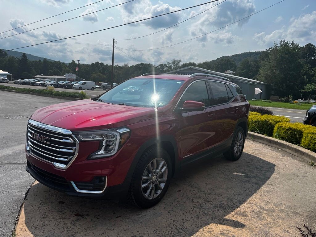Used 2023 GMC Terrain SLT SUV