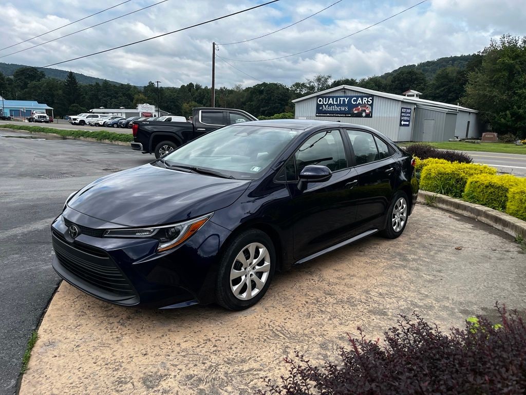 Used 2025 Toyota Corolla LE Sedan