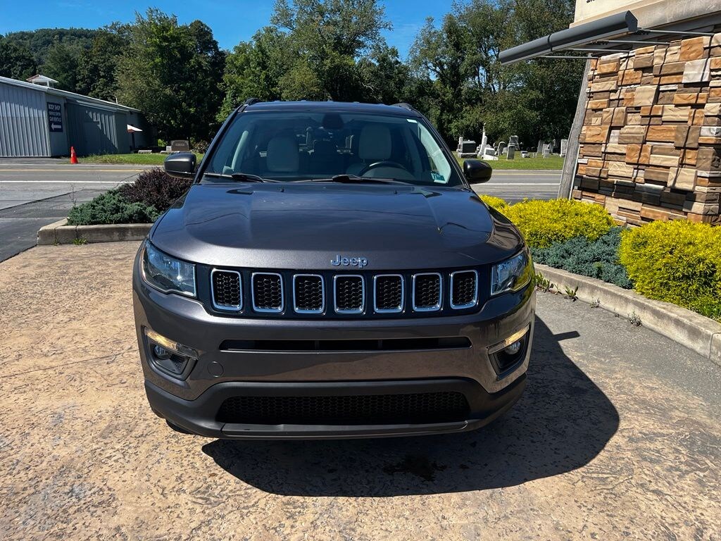 Used 2018 Jeep Compass Latitude SUV