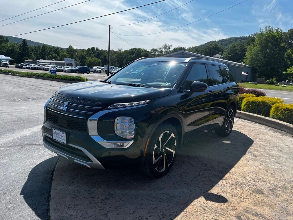 Used 2023 Mitsubishi Outlander SEL SUV