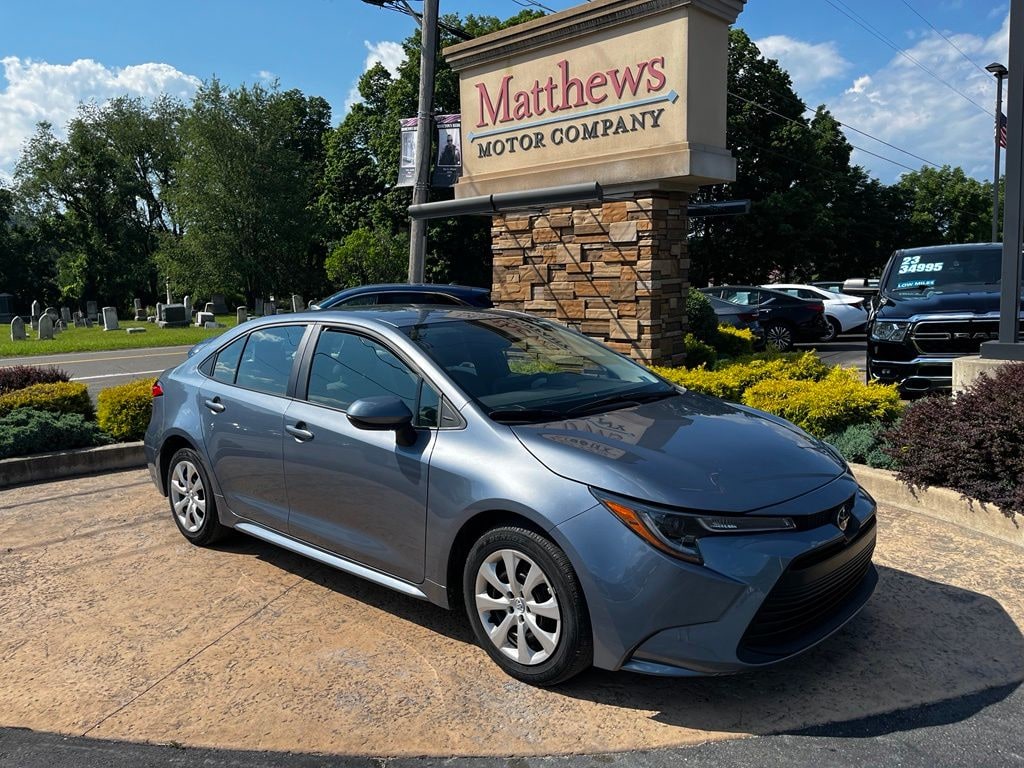 Used 2025 Toyota Corolla LE Sedan