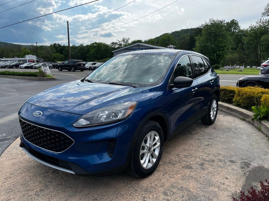 Used 2022 Ford Escape SE SUV