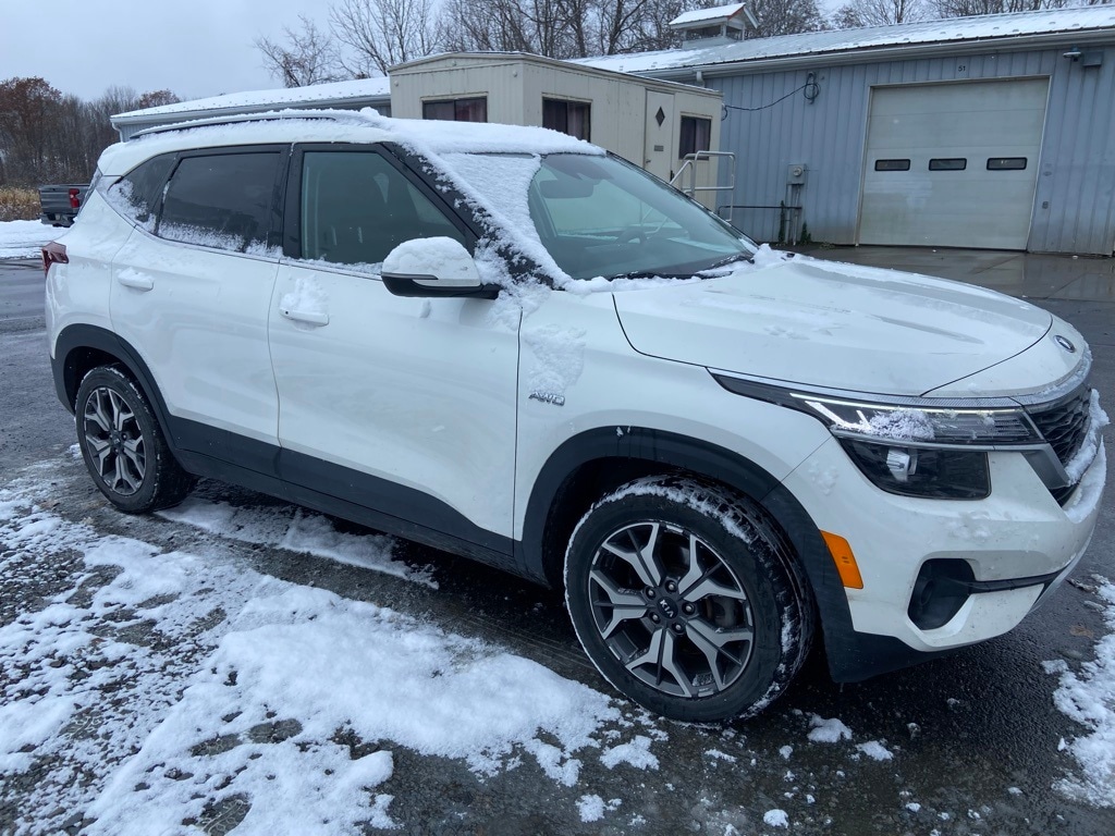 Used 2021 Kia Seltos EX SUV