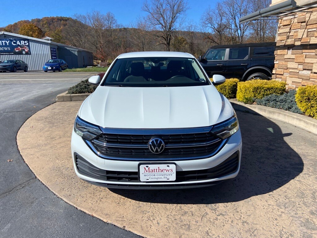 2024 Volkswagen Jetta 1.5T S photo 2