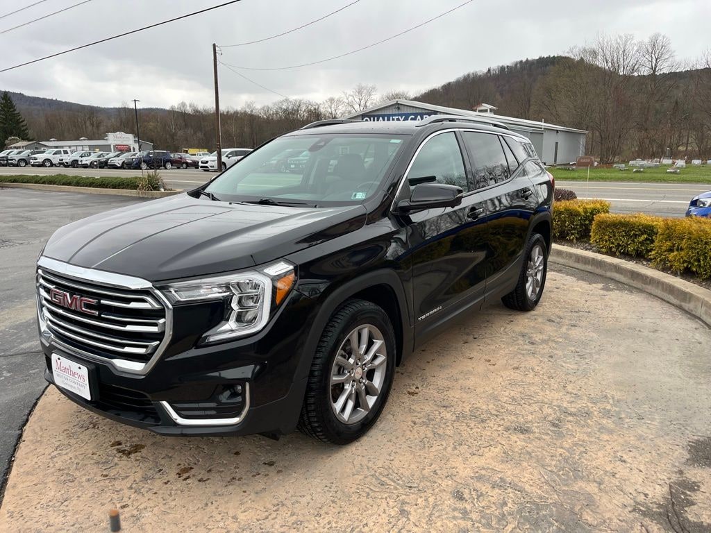 Used 2024 GMC Terrain SLT SUV