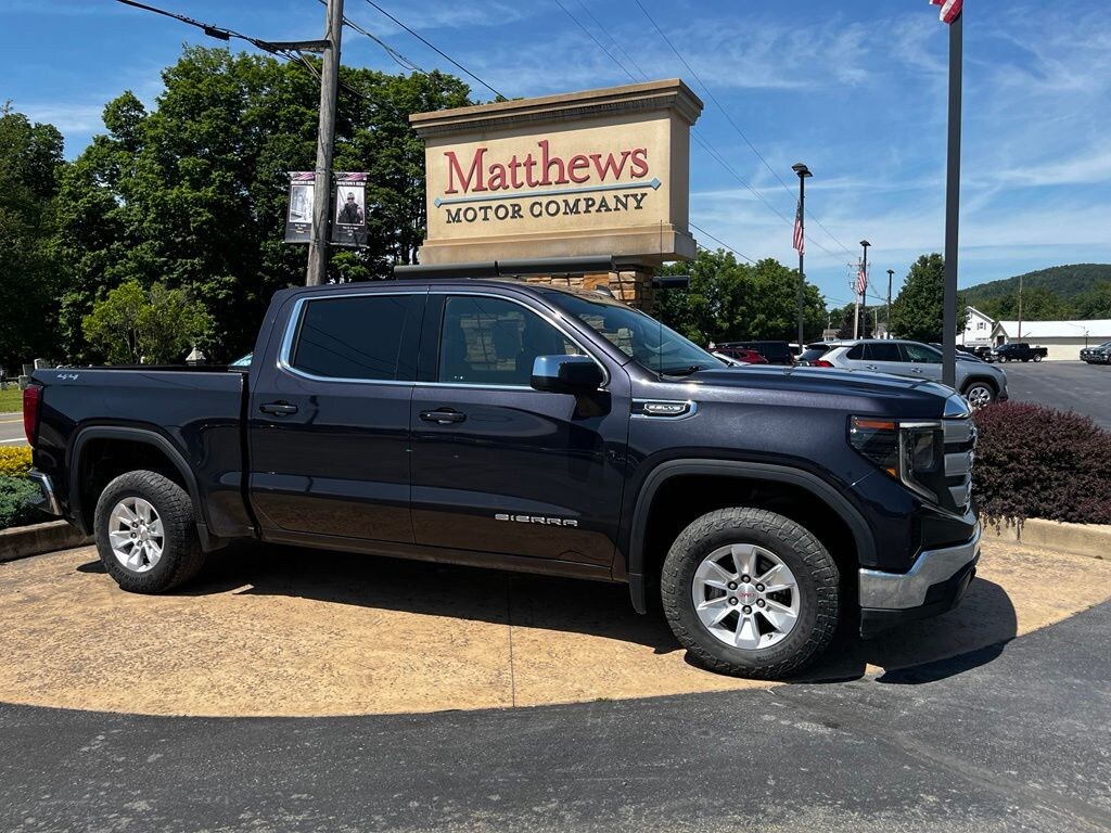 Used 2022 GMC Sierra 1500 SLE Truck Crew Cab