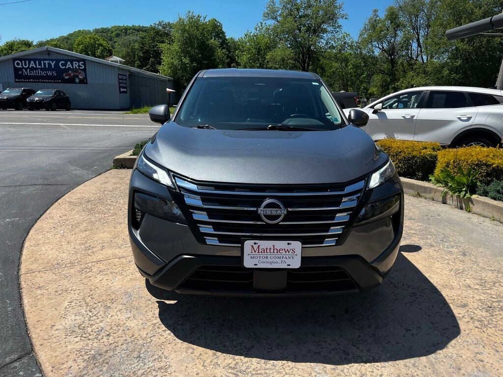 Used 2025 Nissan Rogue SV SUV