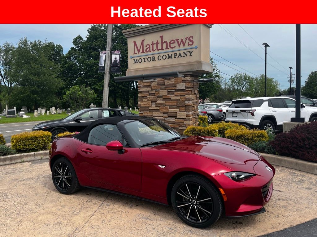 2025 Mazda MX-5 Miata Grand Touring's photo